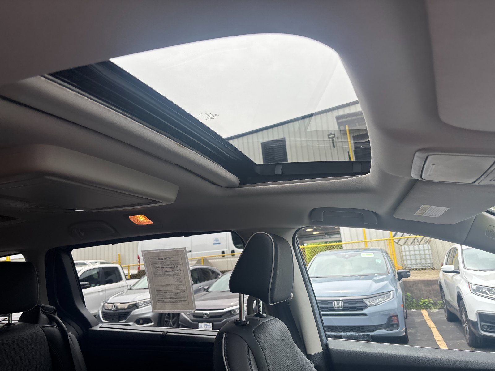 2025 Honda Odyssey Elite - Photo 20
