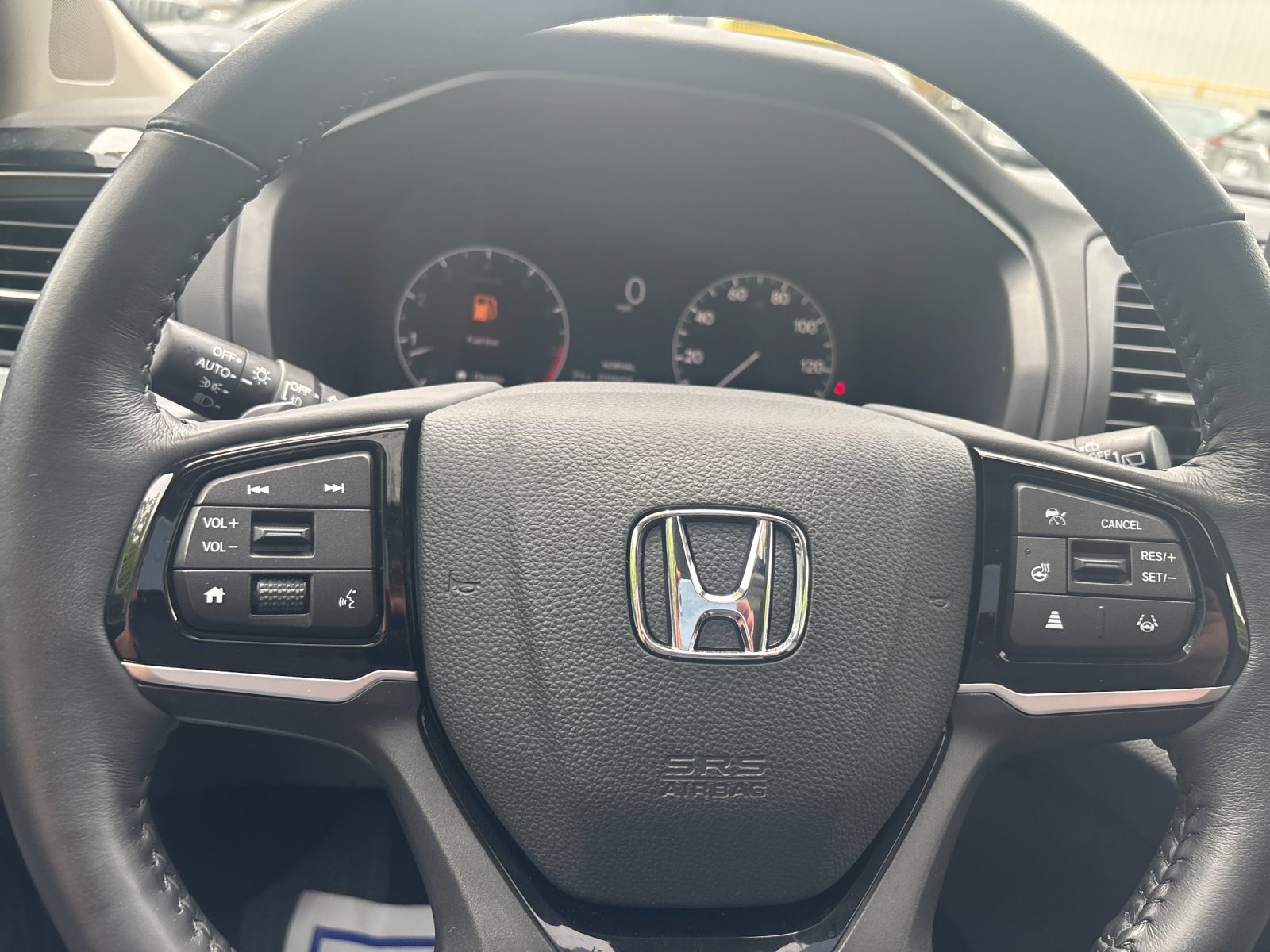 2025 Honda Odyssey Elite - Photo 27