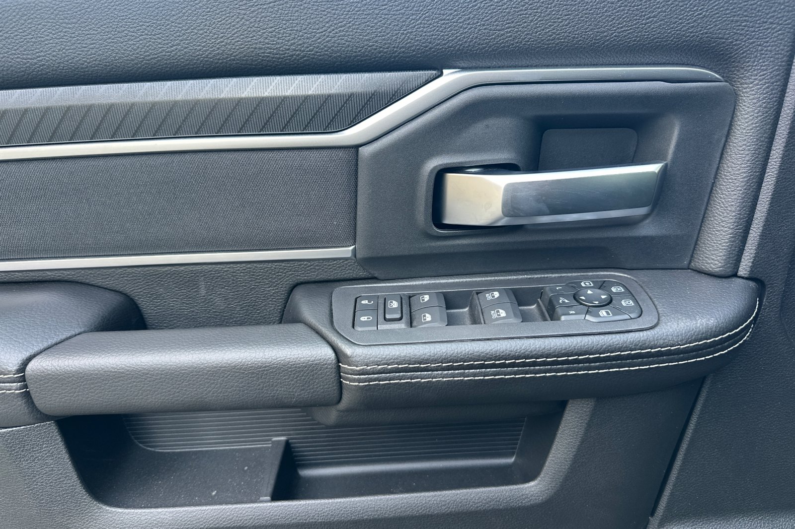 2026 RAM 2500 Big Horn - Photo 10