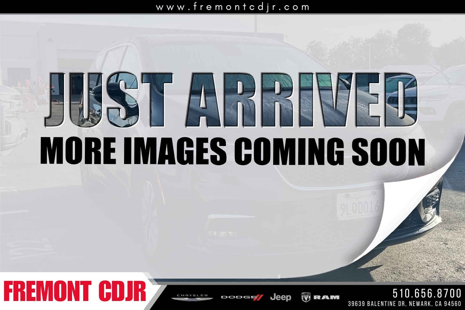 2024 Chrysler Pacifica Hybrid Select PHEV's photo
