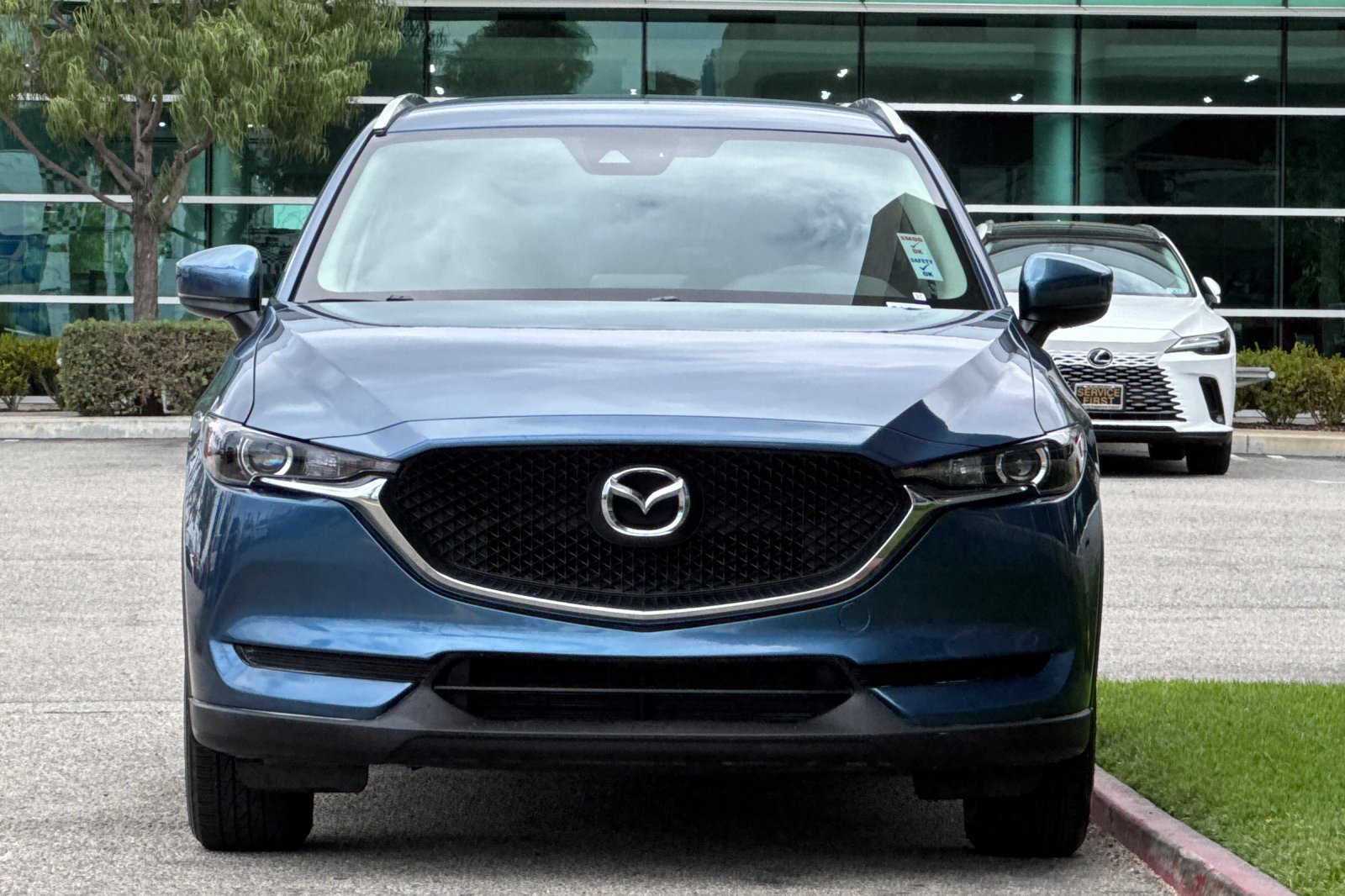 Used 2018 Eternal Blue Mazda Sport image 9