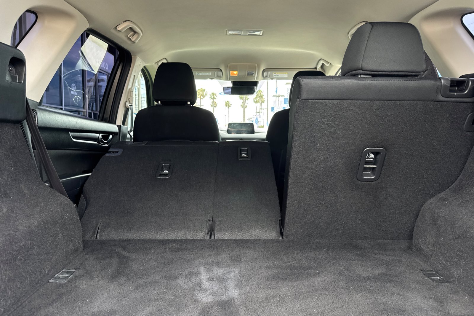 Used 2018 Eternal Blue Mazda Sport image 15