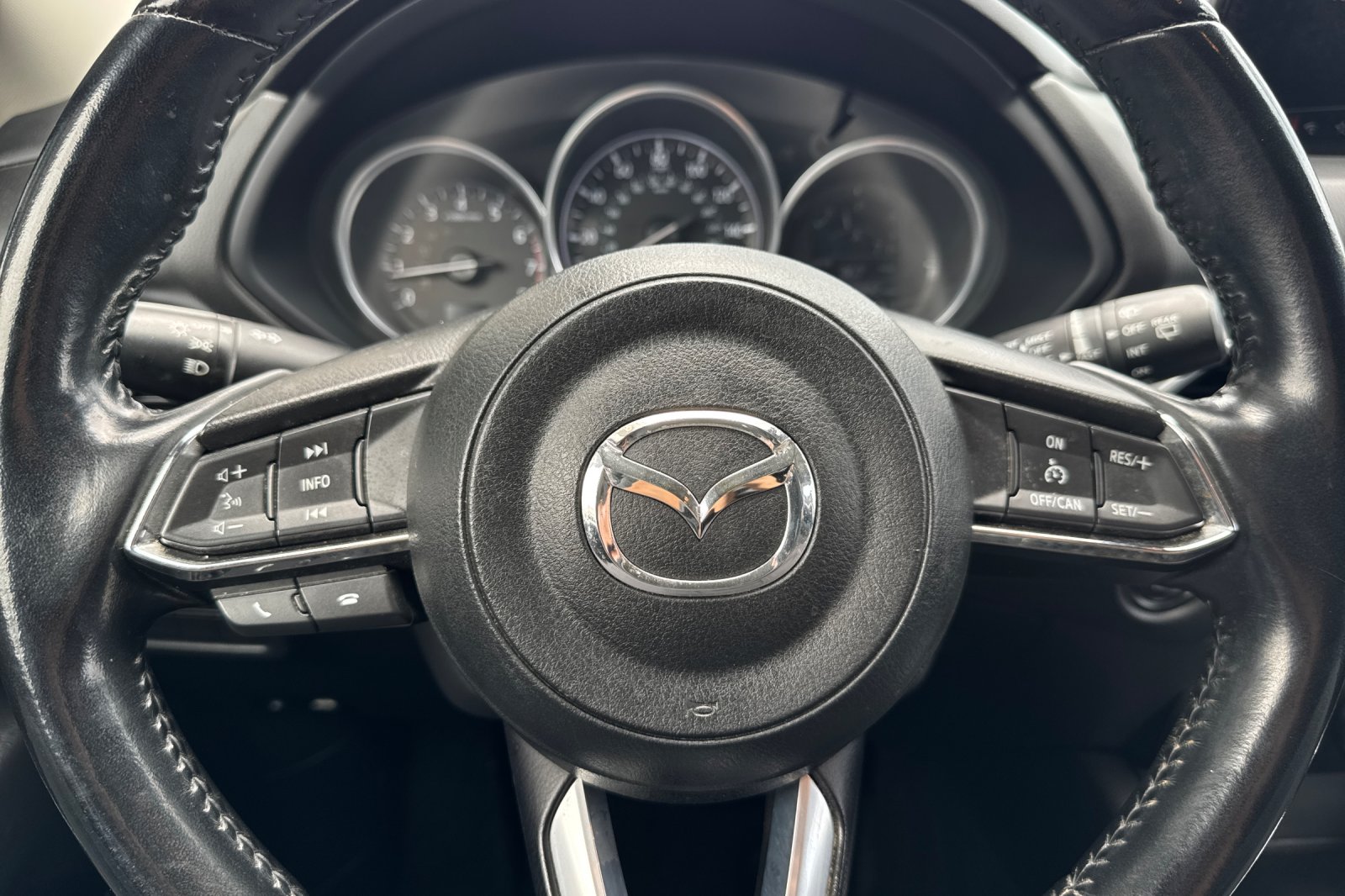 Used 2018 Eternal Blue Mazda Sport image 23