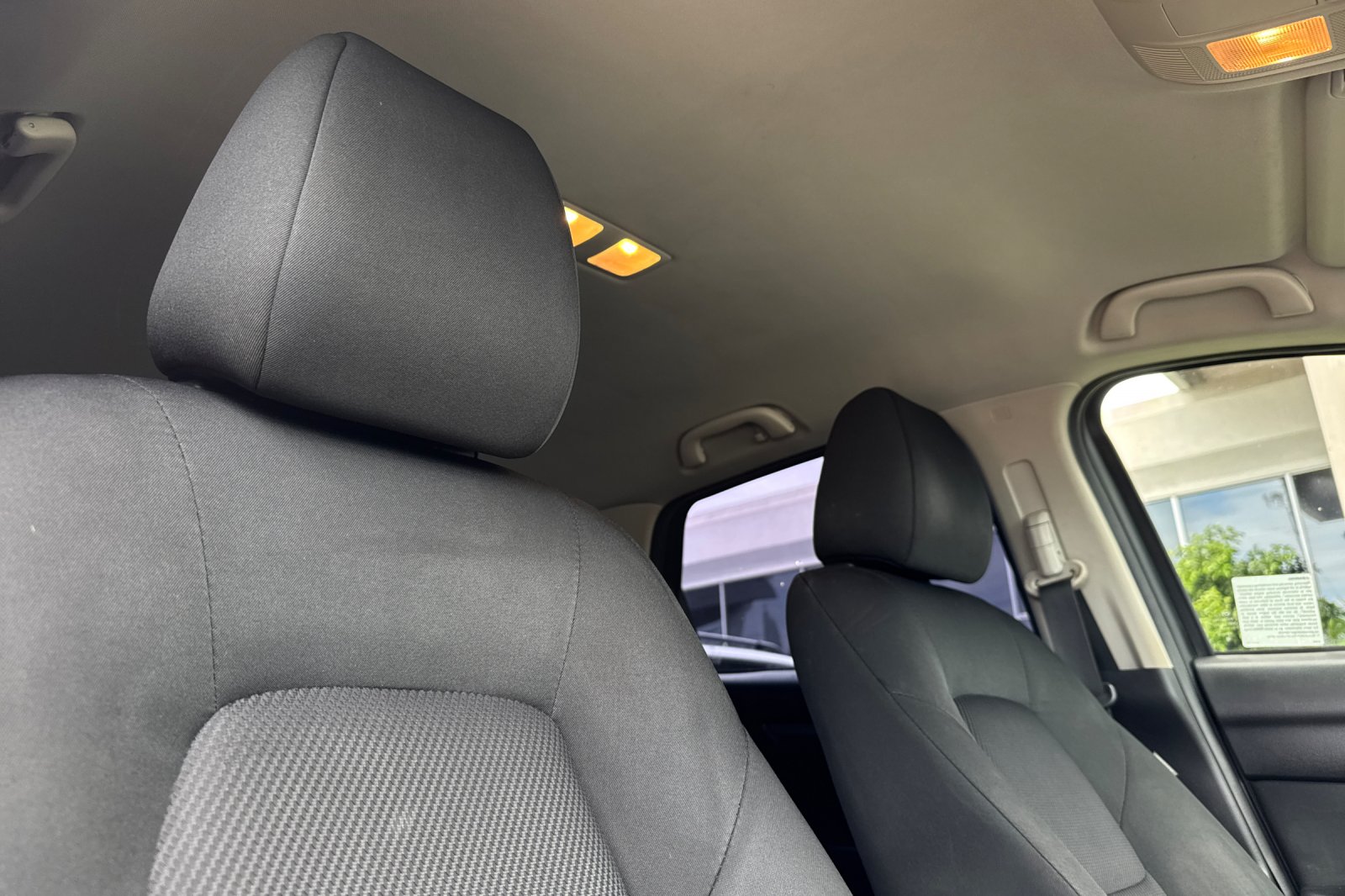 Used 2018 Eternal Blue Mazda Sport image 17