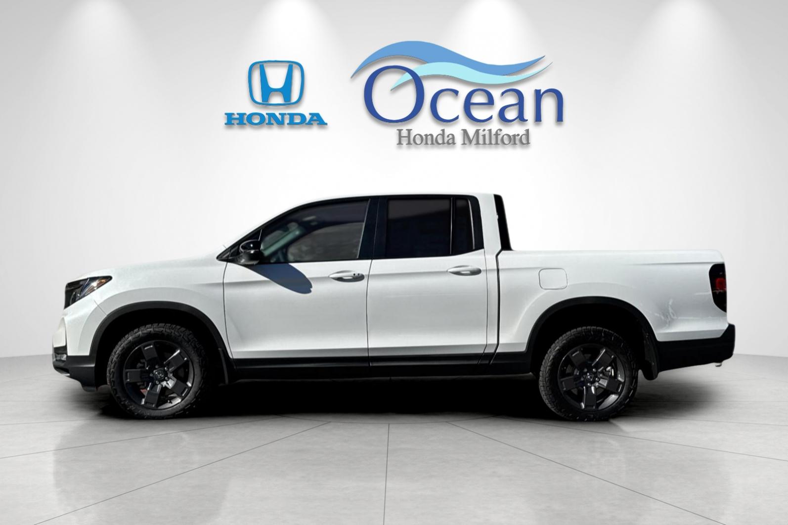New 2026 Platinum White Pearl Honda TrailSport image 2