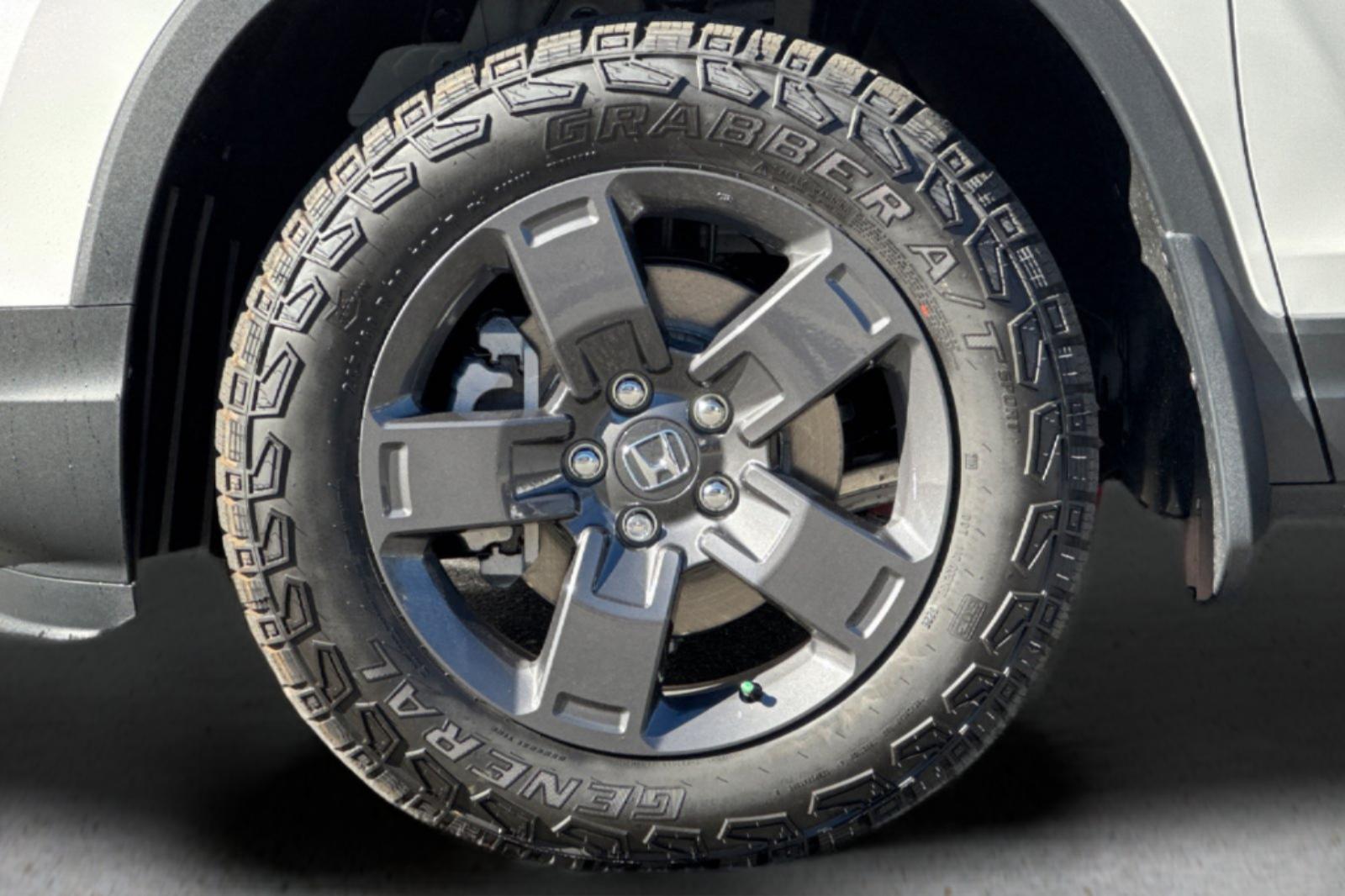 New 2026 Platinum White Pearl Honda TrailSport image 31