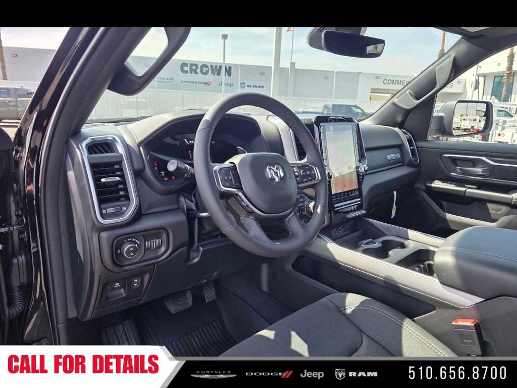 New 2026 Diamond Black Crystal Pearlcoat RAM Big Horn/Lone Star image 16