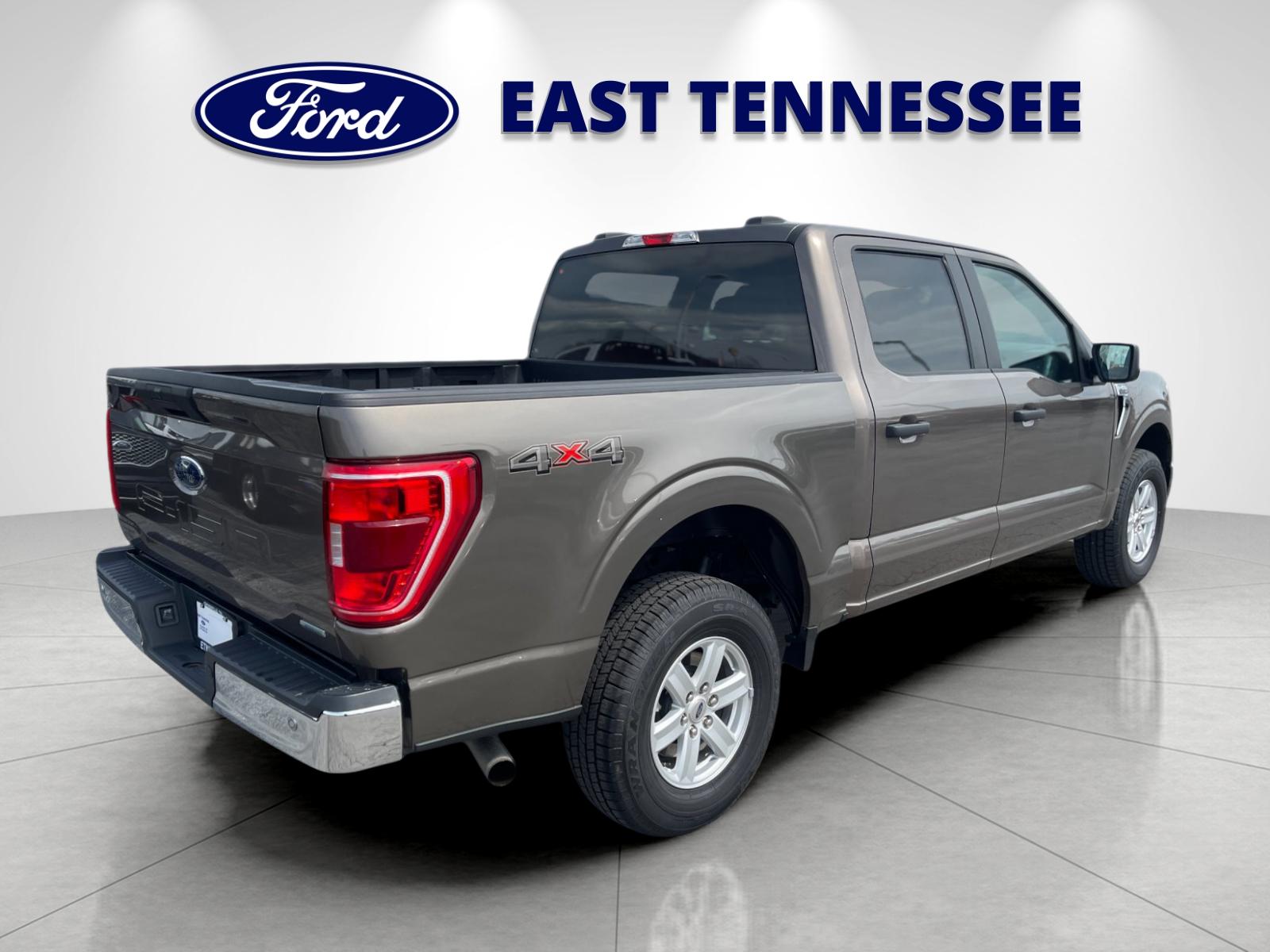 Used 2022 Gray Ford XLT image 3