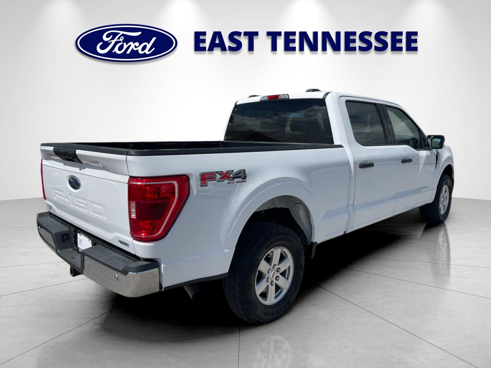 Used 2021 White Ford XLT image 3