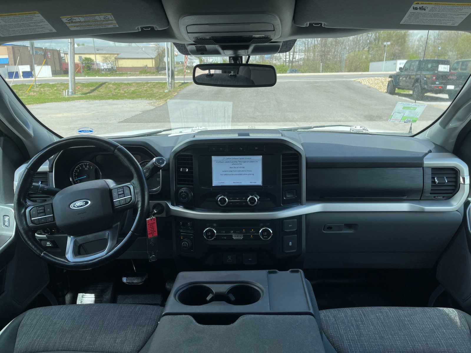 Used 2021 White Ford XLT image 15