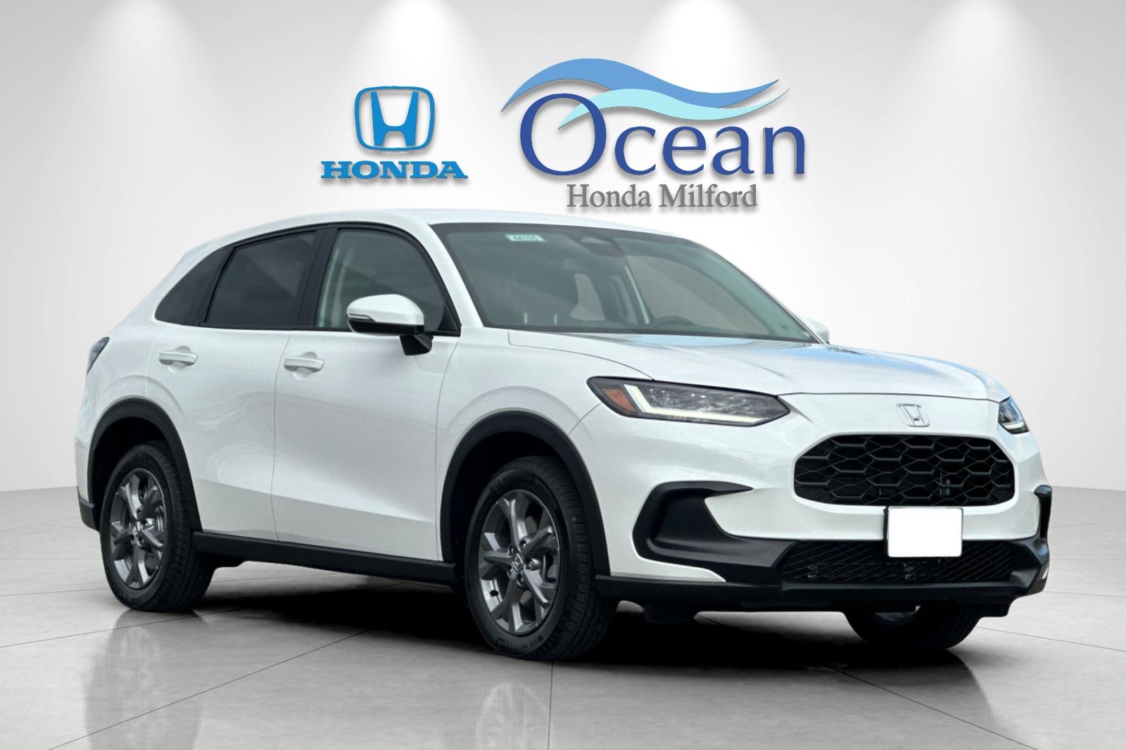 New 2026 Platinum White Pearl Honda AWD LX image 7