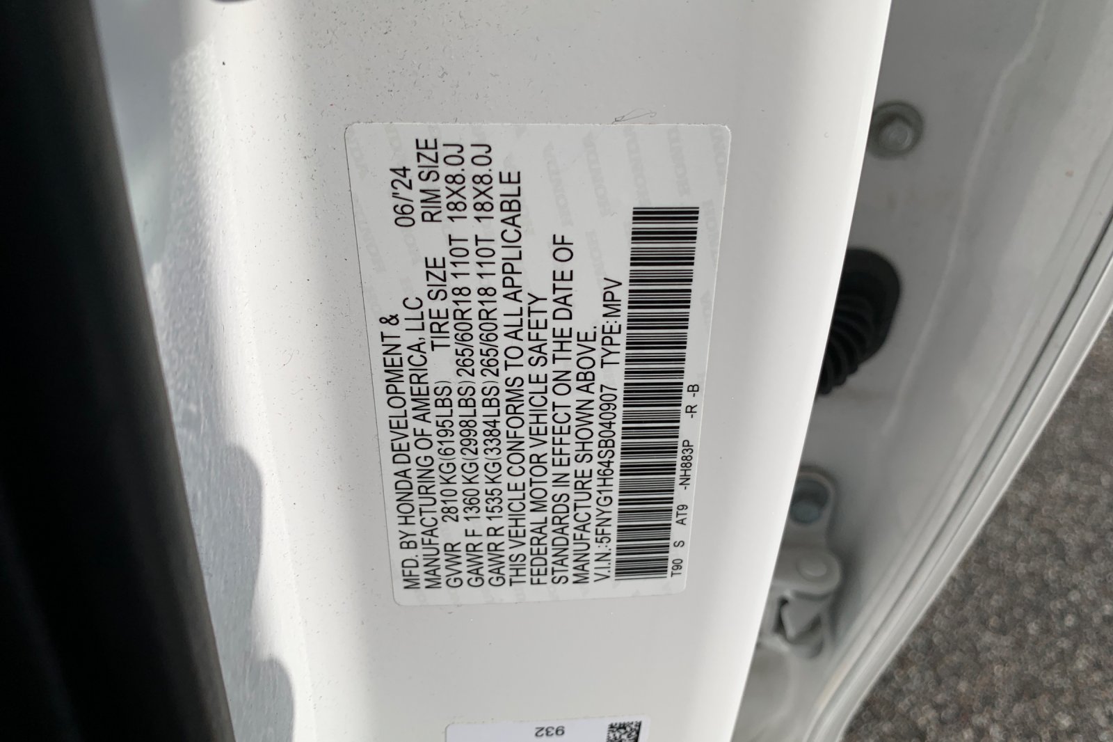 Certified Used 2025 Platinum White Pearl Honda TrailSport image 34