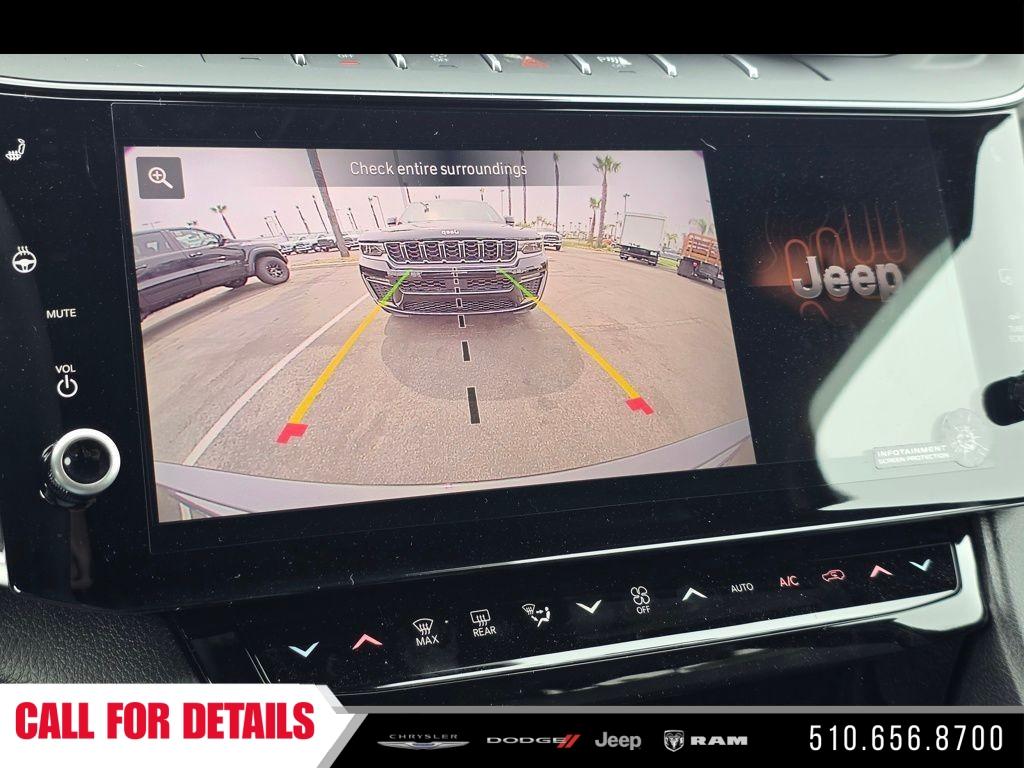New 2026 Baltic Gray Metallic Clearcoat Jeep Altitude image 22
