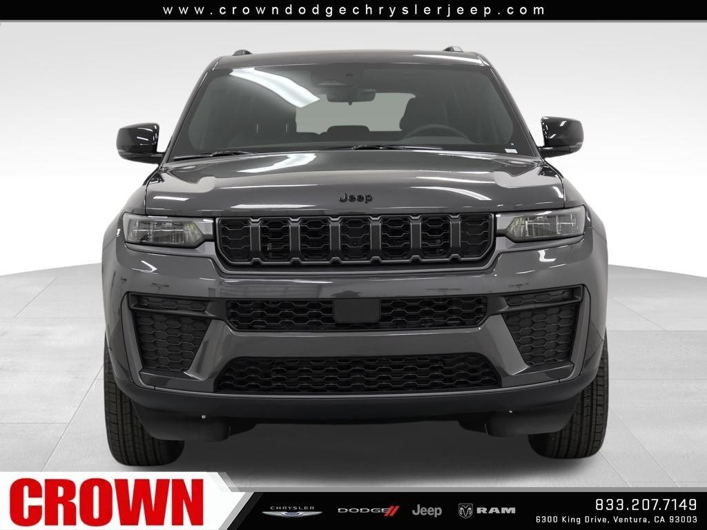 New 2026 Baltic Gray Metallic Clear-Coat Exterior Paint Jeep Altitude image 24
