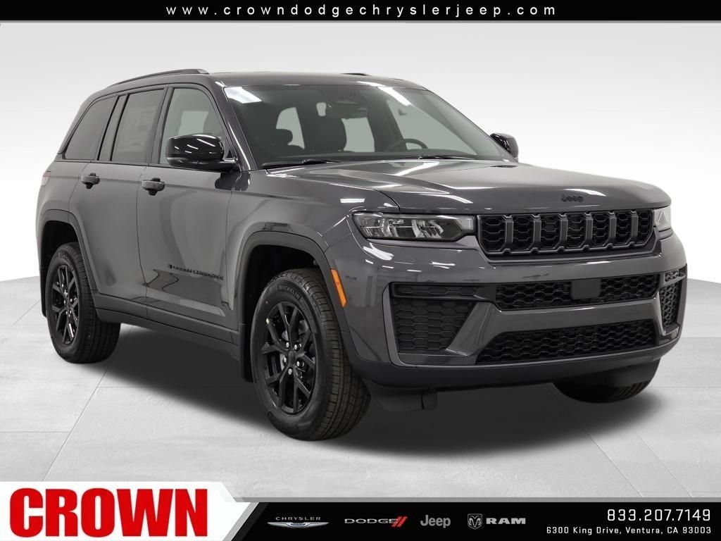 New 2026 Baltic Gray Metallic Clear-Coat Exterior Paint Jeep Altitude image 25