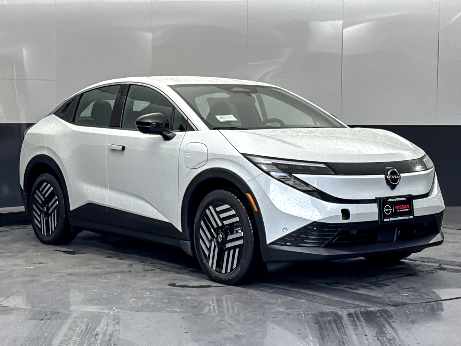 2026 Nissan Leaf SV+'s photo