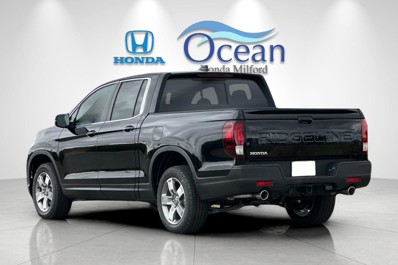 New 2026 Crystal Black Pearl Honda RTL image 3