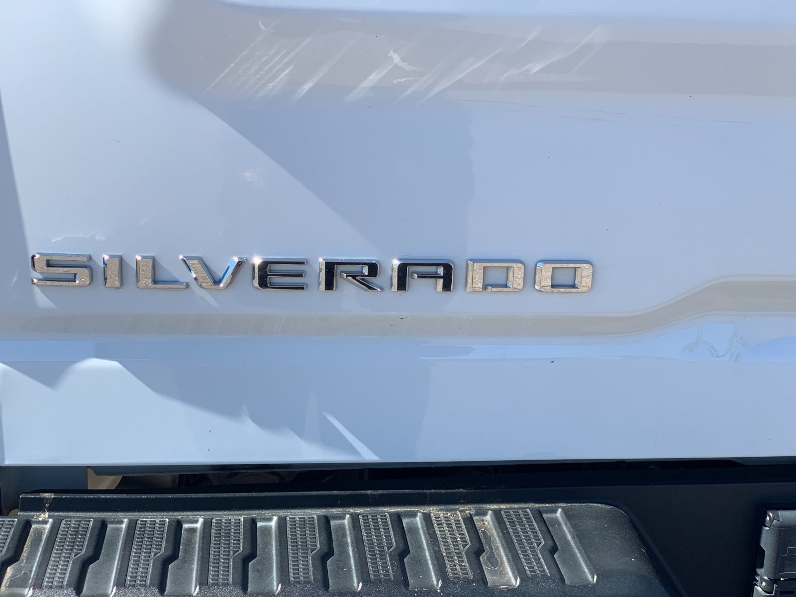 Used 2023 White Chevrolet LTZ image 34