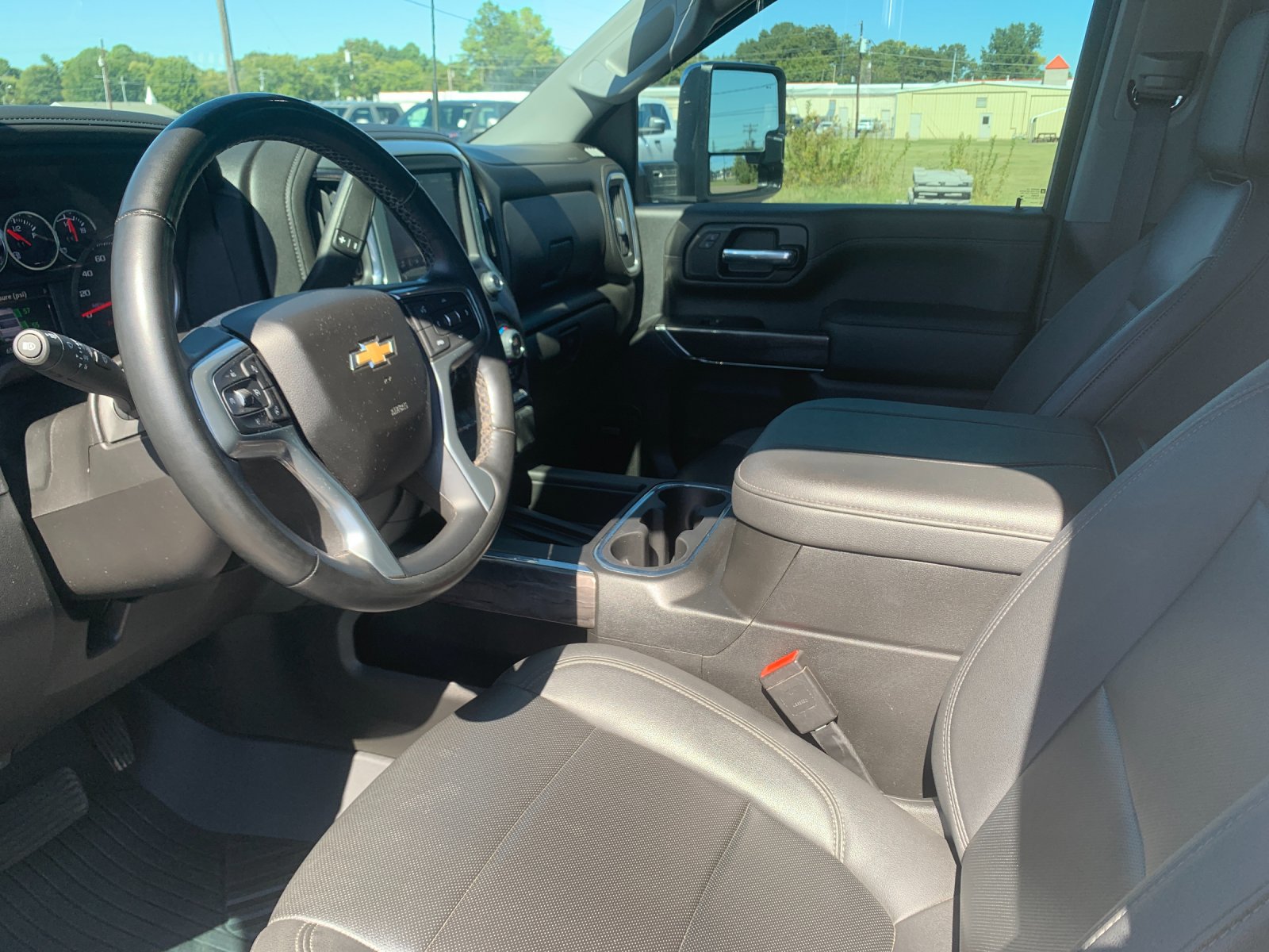 Used 2023 White Chevrolet LTZ image 12