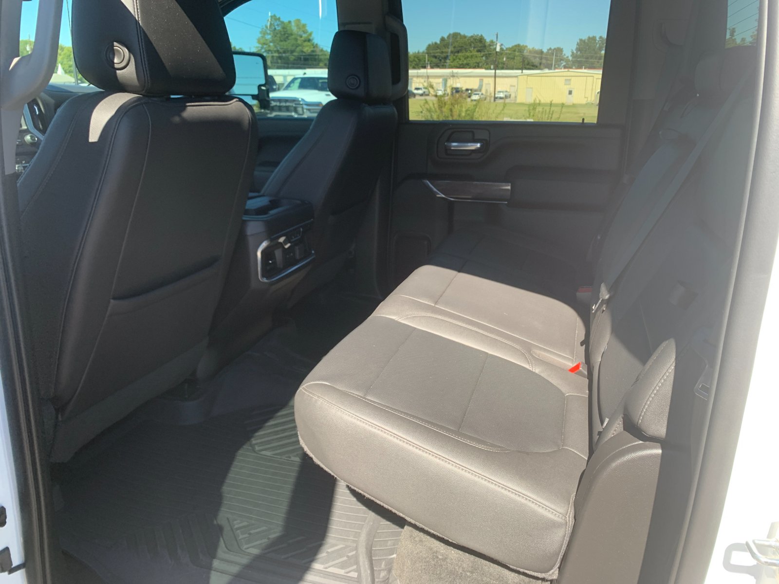 Used 2023 White Chevrolet LTZ image 15