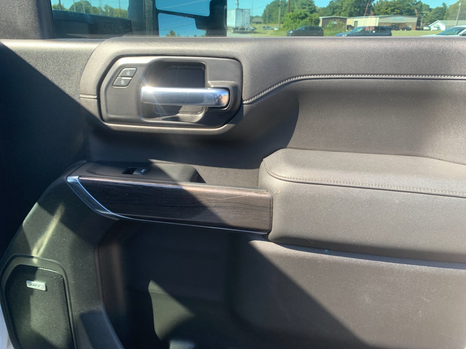 Used 2023 White Chevrolet LTZ image 19