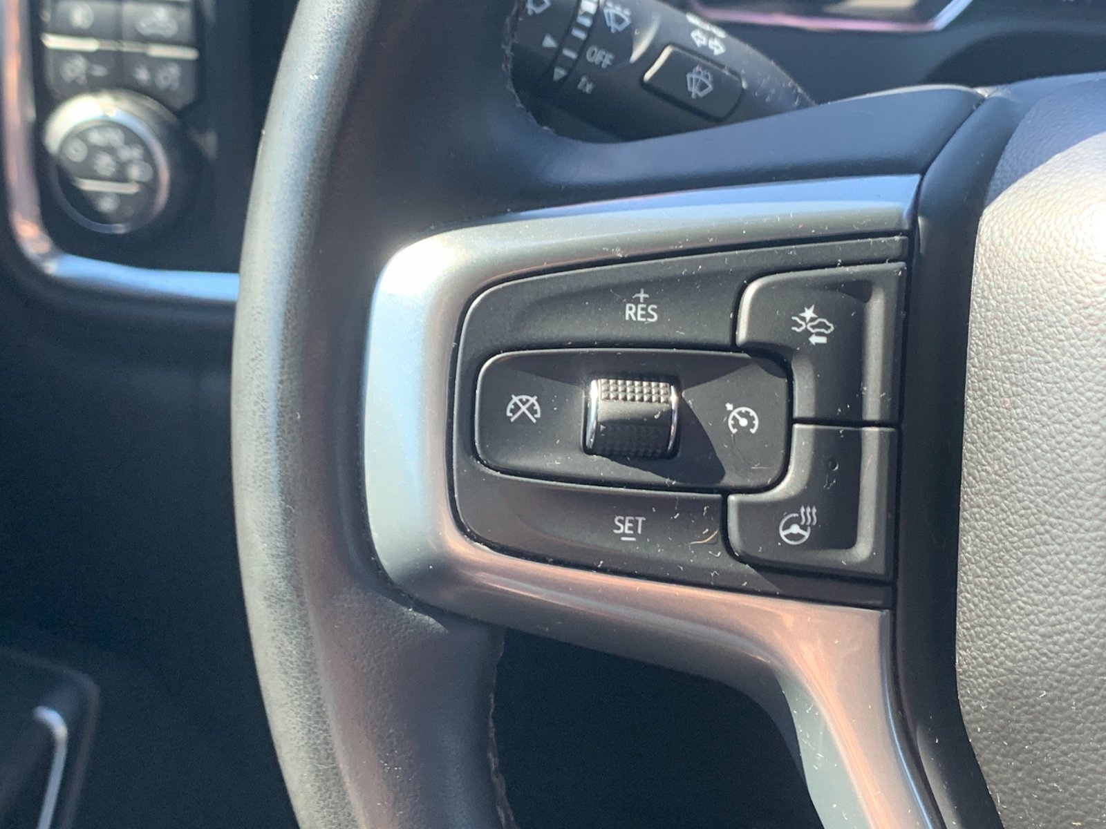Used 2023 White Chevrolet LTZ image 28