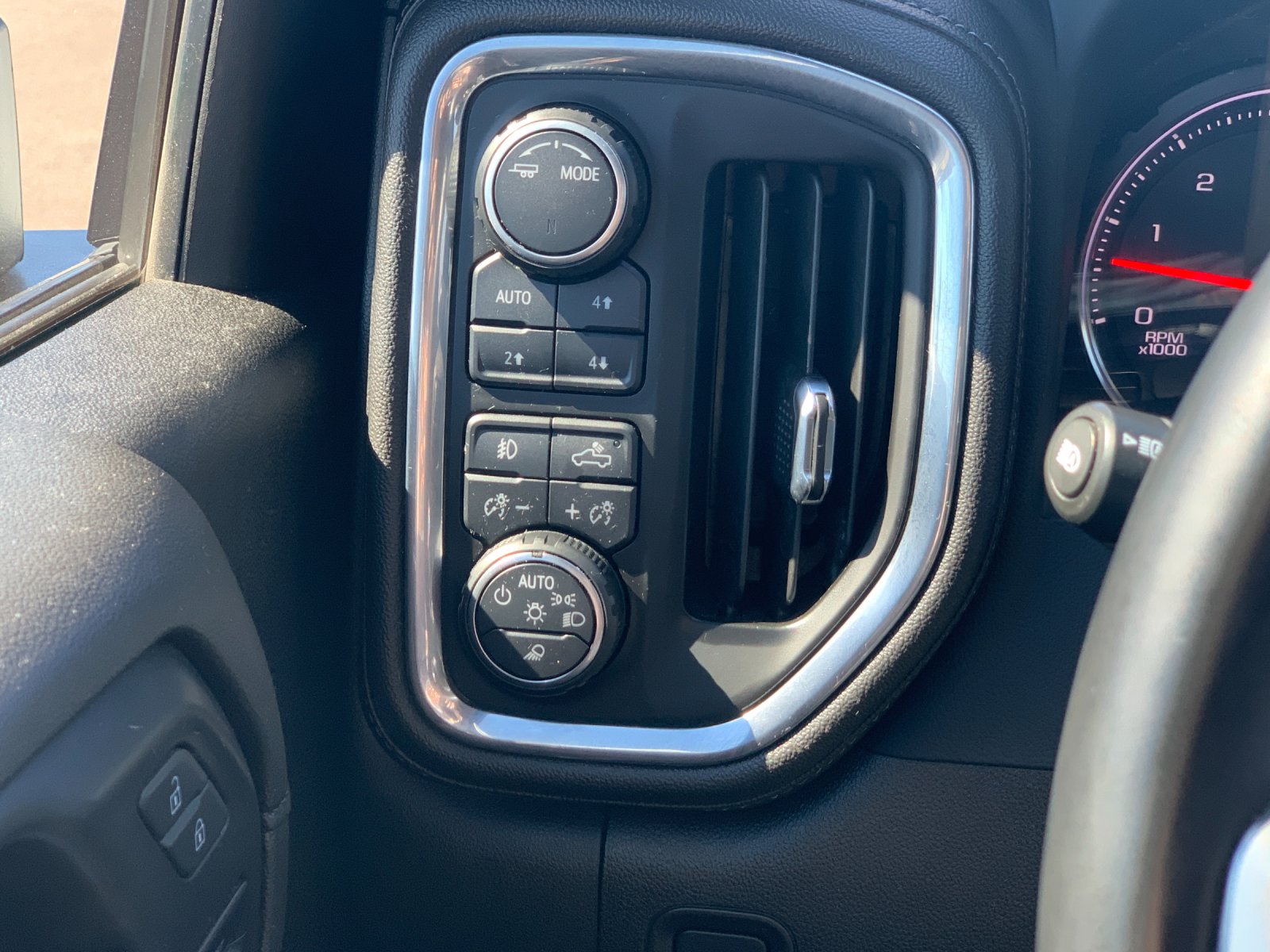 Used 2023 White Chevrolet LTZ image 32