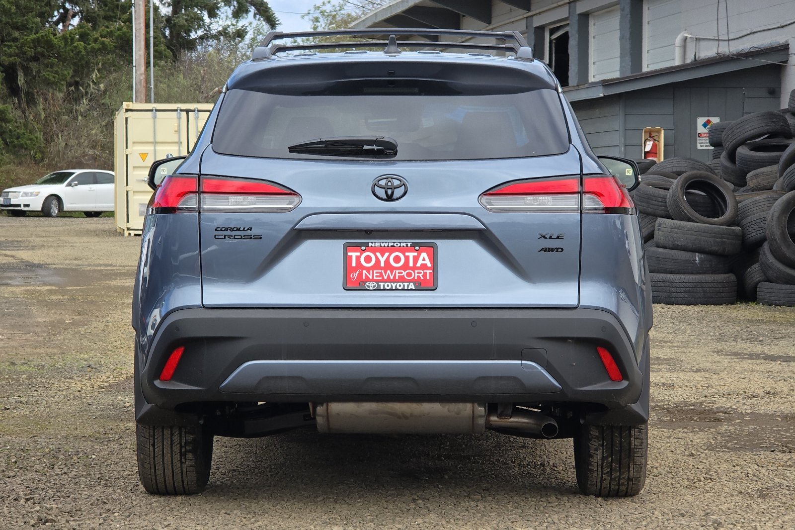2026 Toyota Corolla Cross XLE - Photo 6