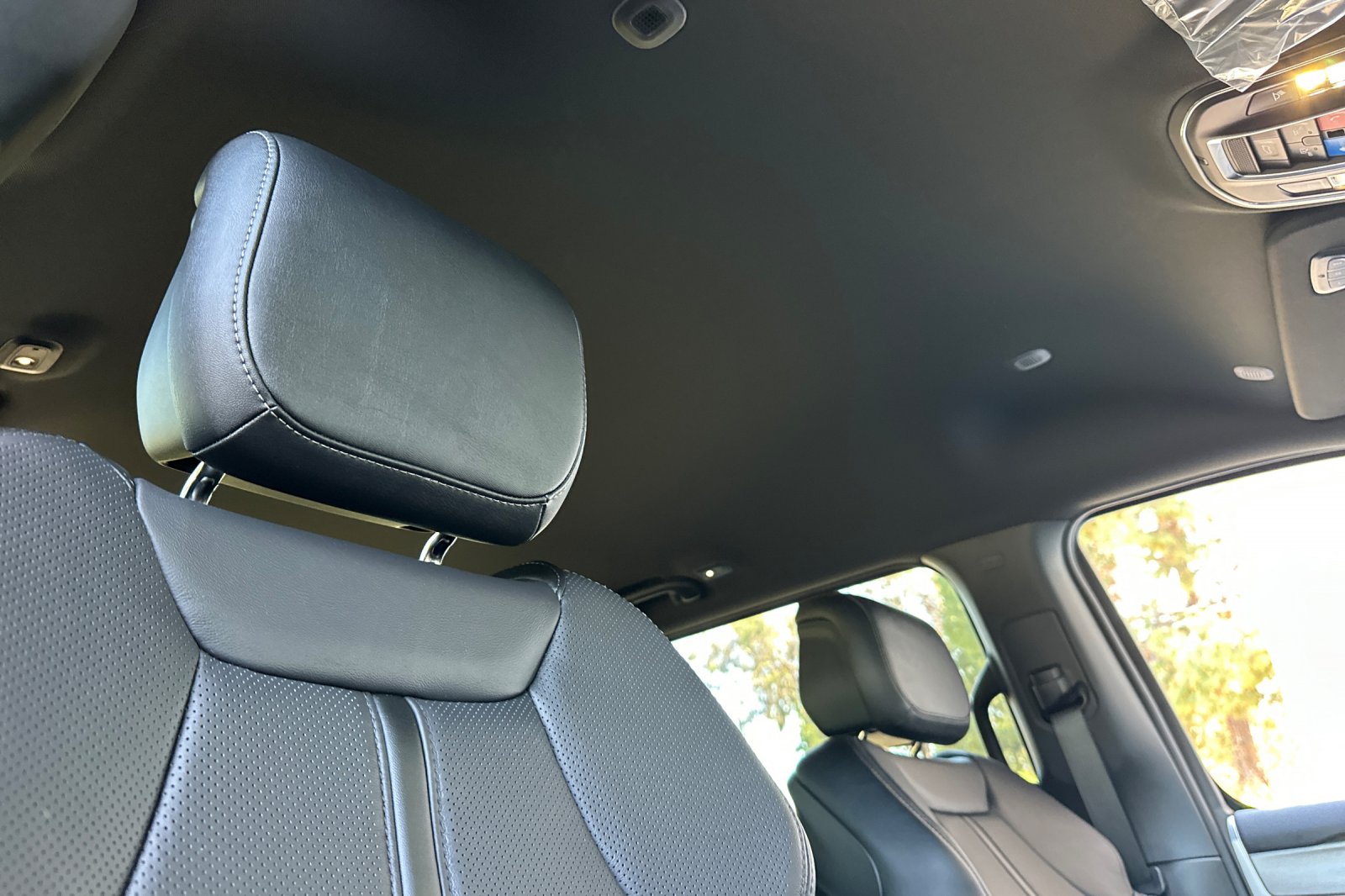 New 2026 Baltic-Gray Metallic Clear-Coat Exterior Paint Jeep Limited Altitude image 17