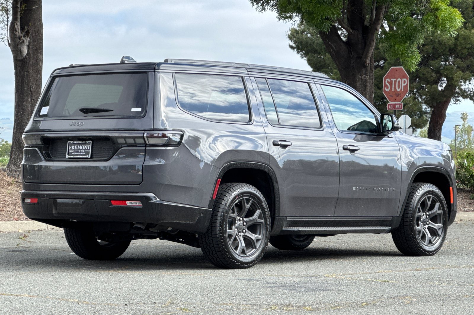 New 2026 Jeep Grand Wagoneer Upland 4D Sport Utility in Newark