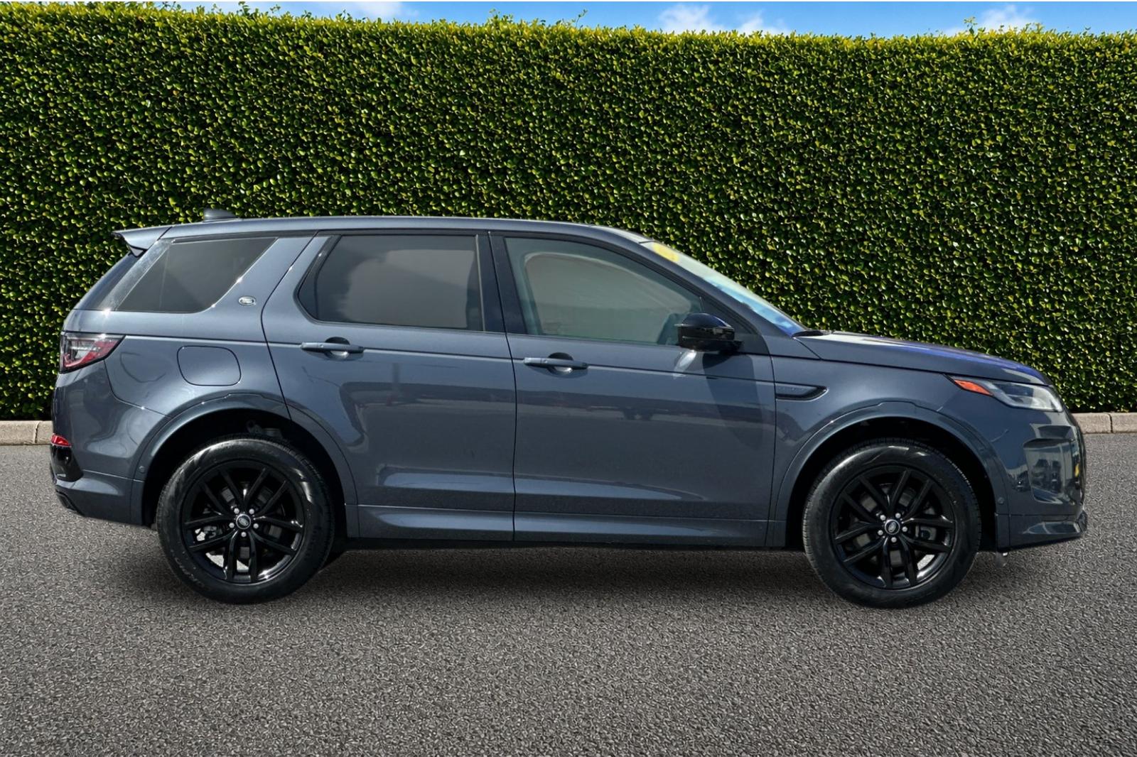 Used 2024 Blue Land Rover S image 3