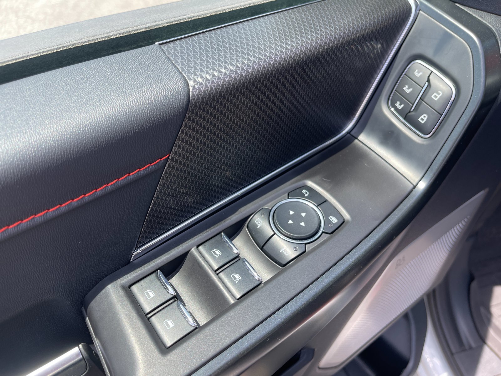 Used 2024 White Ford Raptor image 13