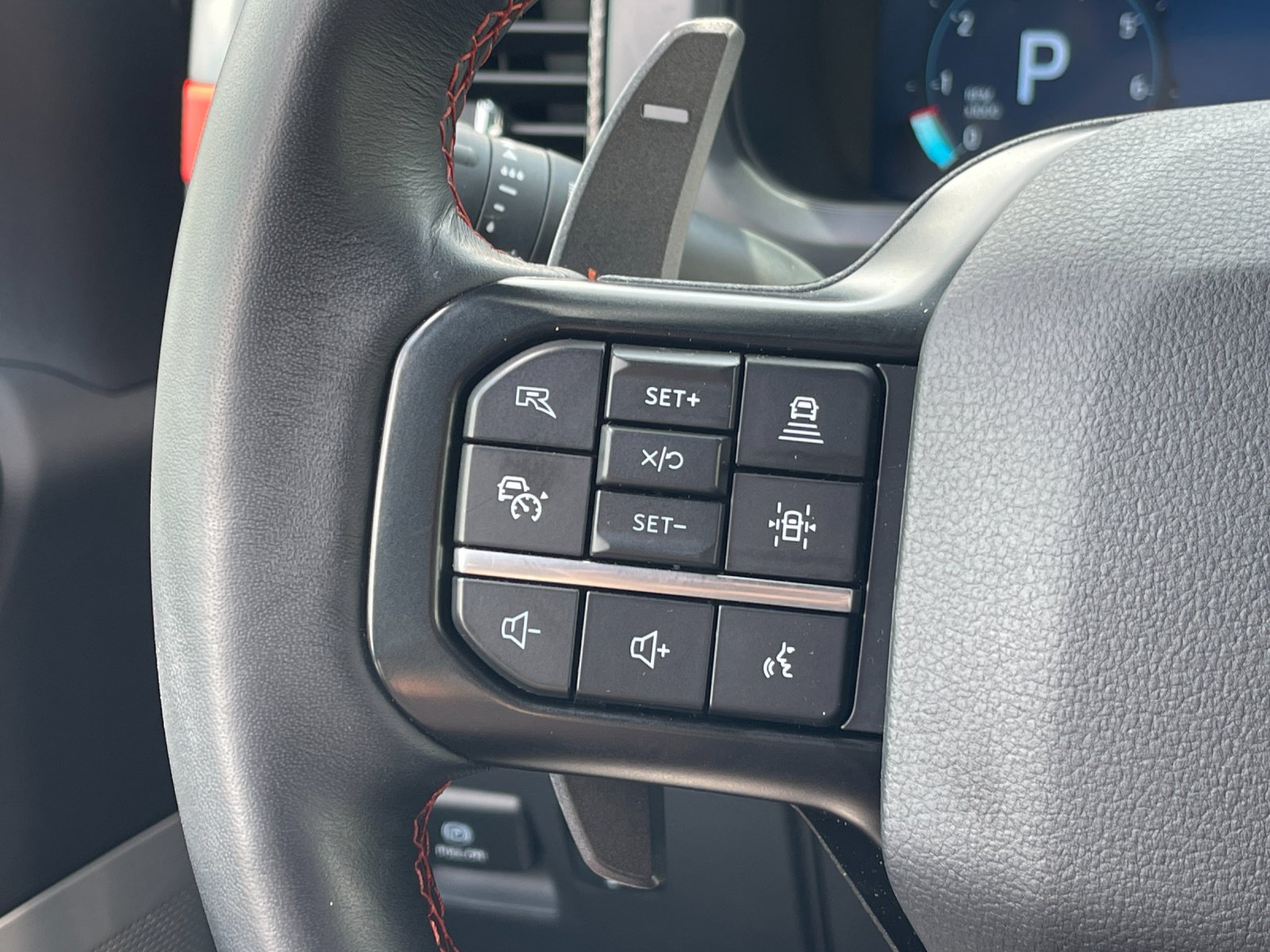 Used 2024 White Ford Raptor image 27