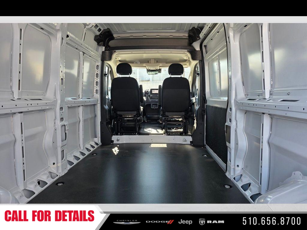 New 2026 Bright White Clear-Coat Exterior Paint RAM High Roof image 9