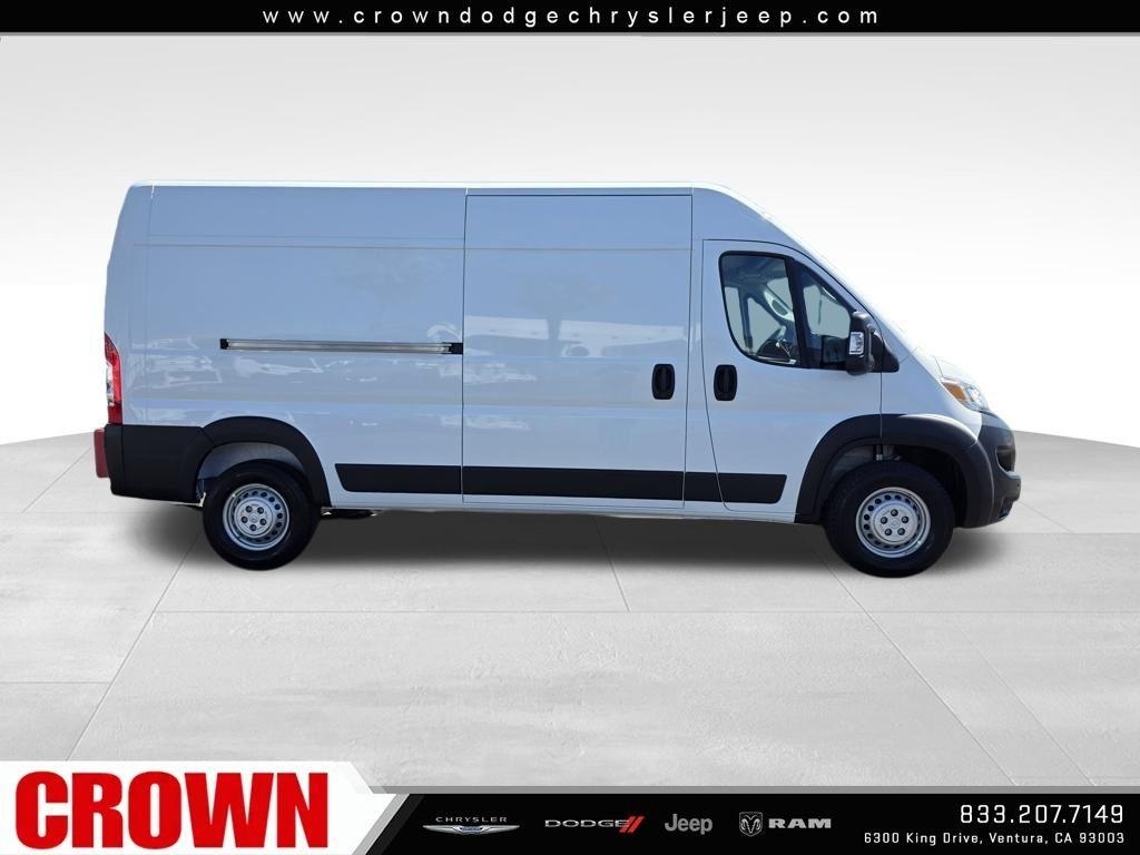 New 2026 Bright White Clear-Coat Exterior Paint RAM High Roof image 29