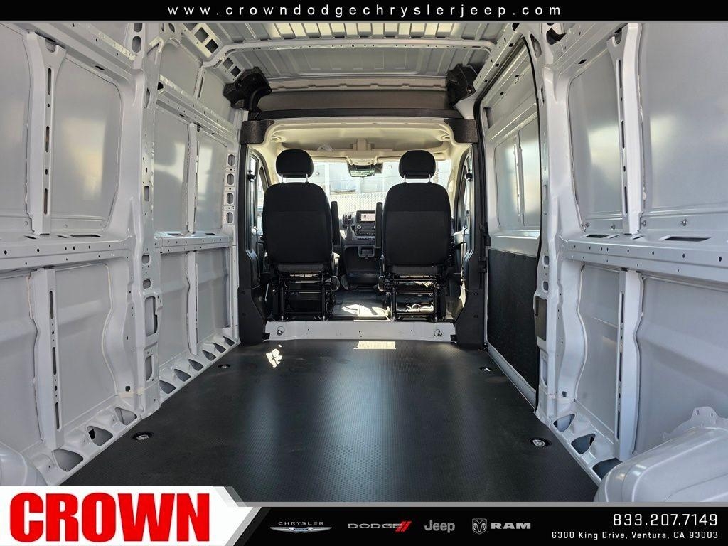 New 2026 Bright White Clear-Coat Exterior Paint RAM High Roof image 34