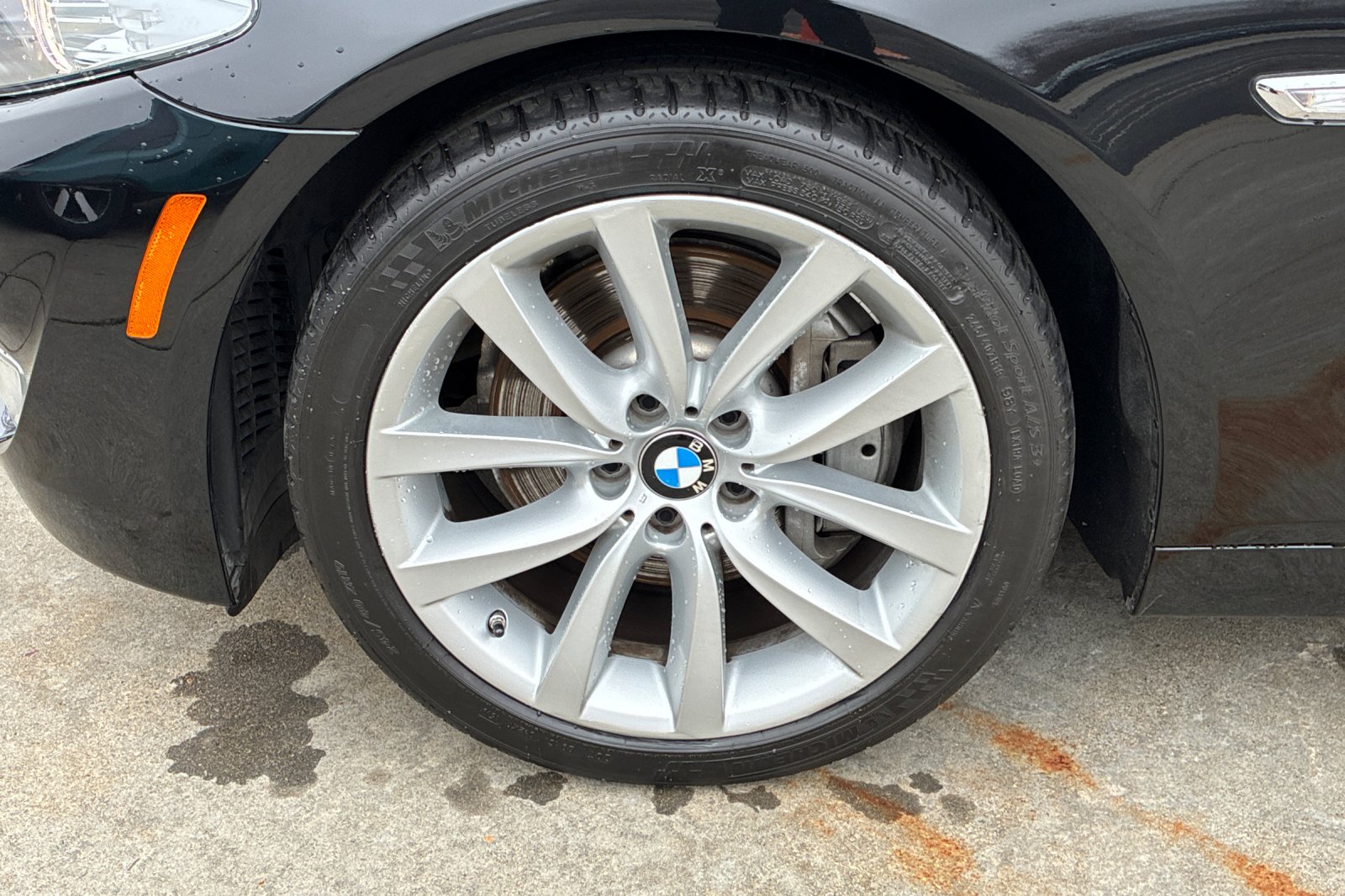 Used 2012 Black Sapphire Metallic BMW 535i image 37