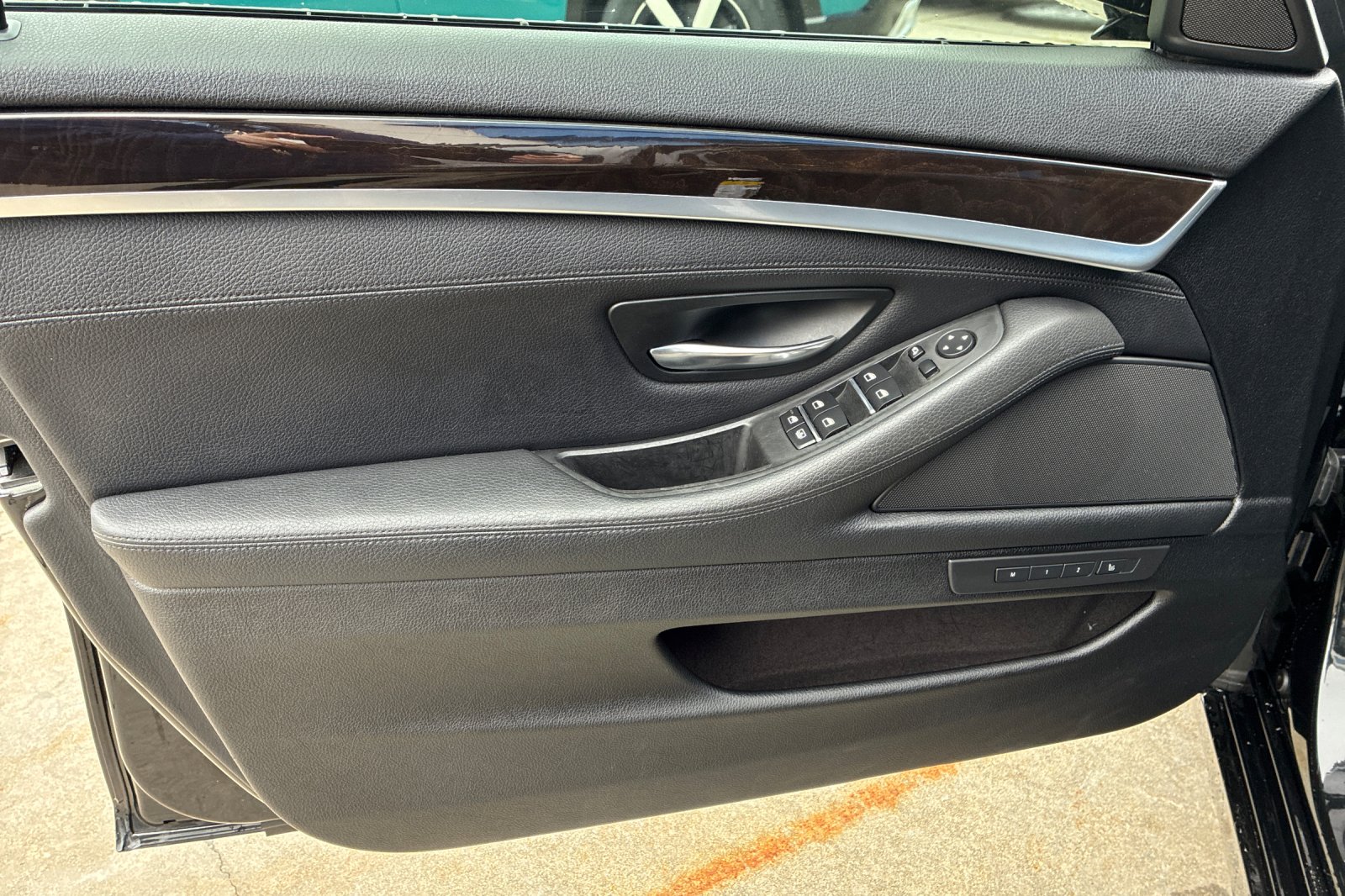 Used 2012 Black Sapphire Metallic BMW 535i image 11