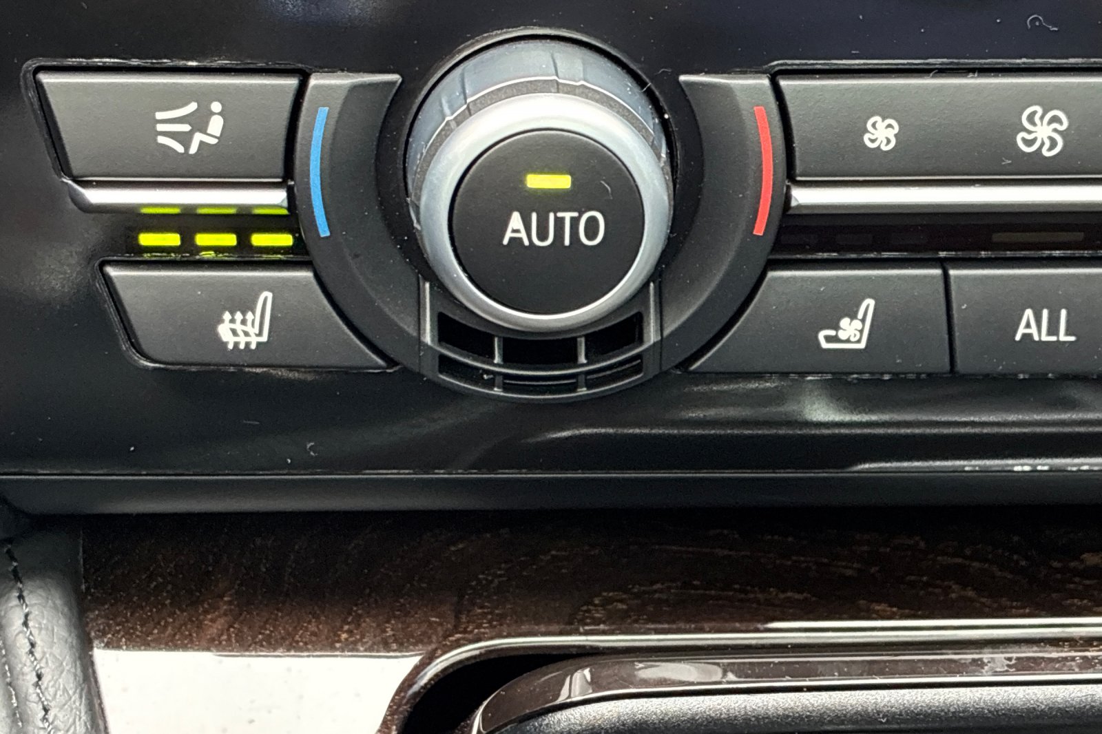Used 2012 Black Sapphire Metallic BMW 535i image 34