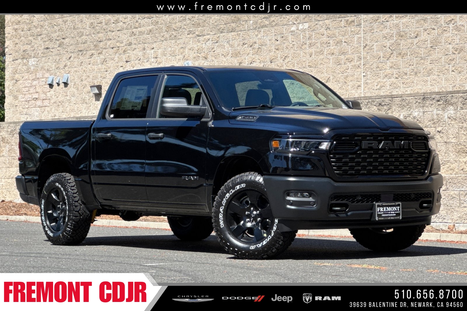 2026 RAM 1500 Warlock 4x4 Crew Cab 5'7's photo
