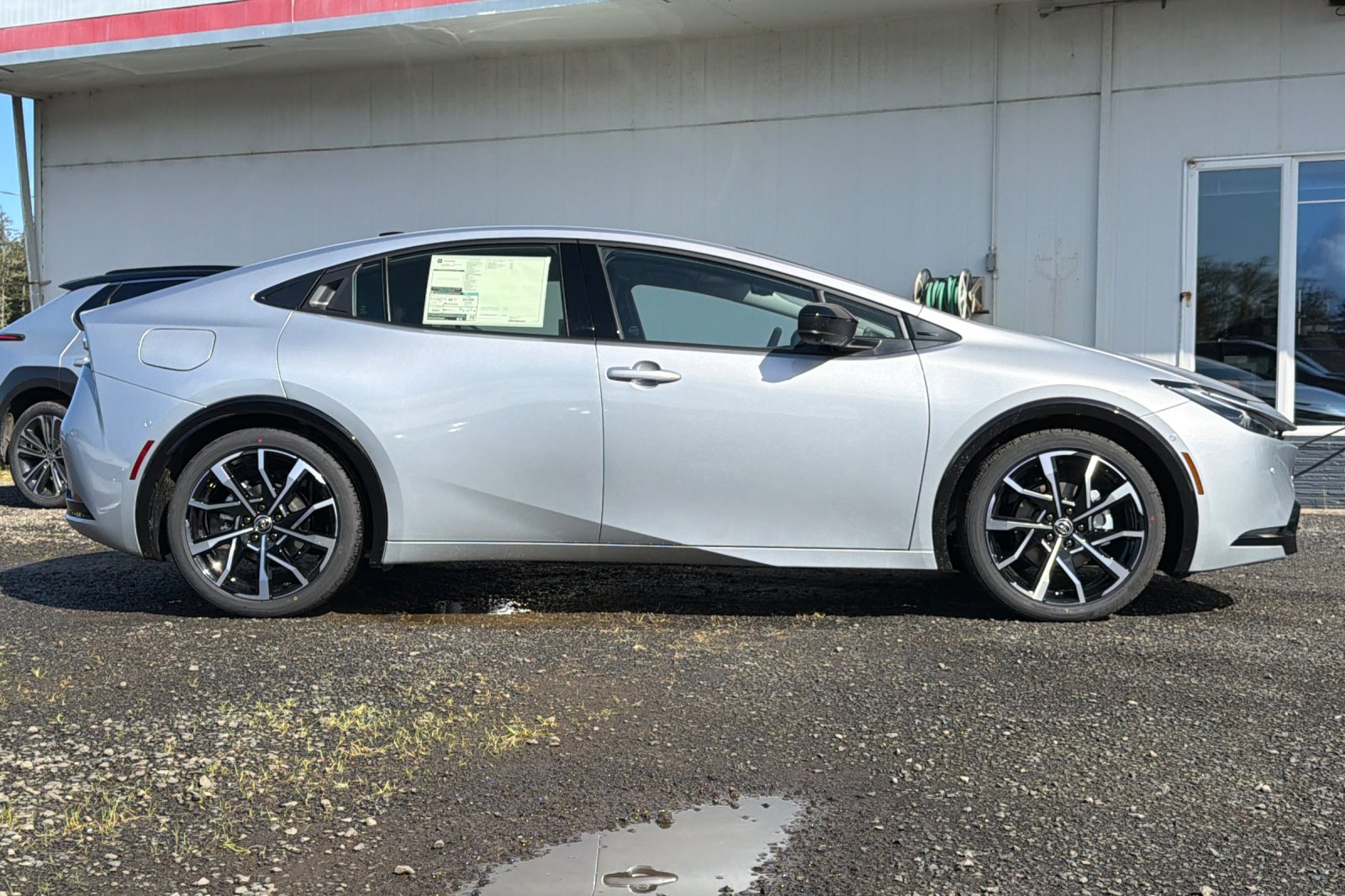 2026 Toyota Prius Plug-in Hybrid XSE Premium - Photo 3