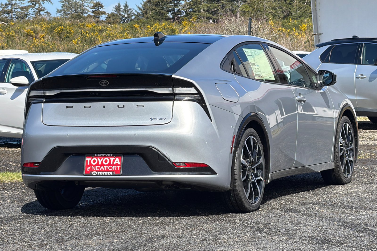 2026 Toyota Prius Plug-in Hybrid XSE Premium - Photo 4