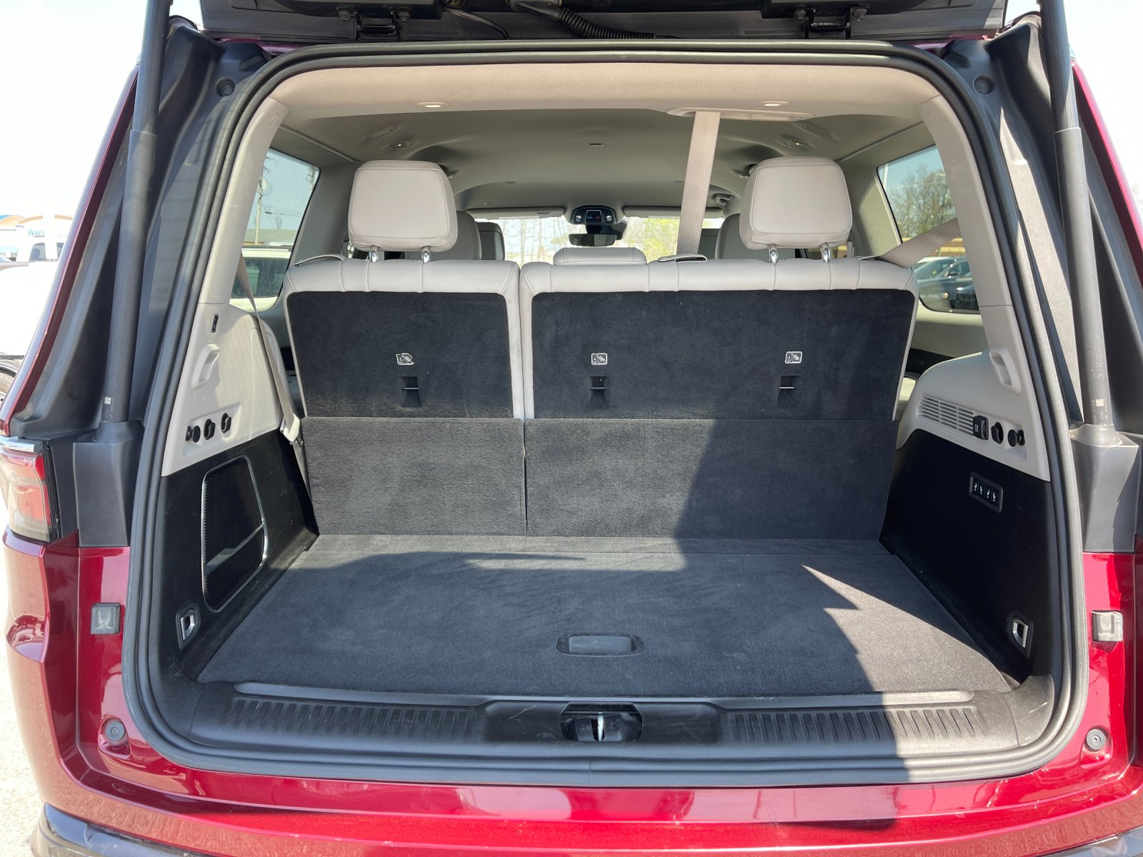 Certified Used 2024 Red Jeep Series III image 18