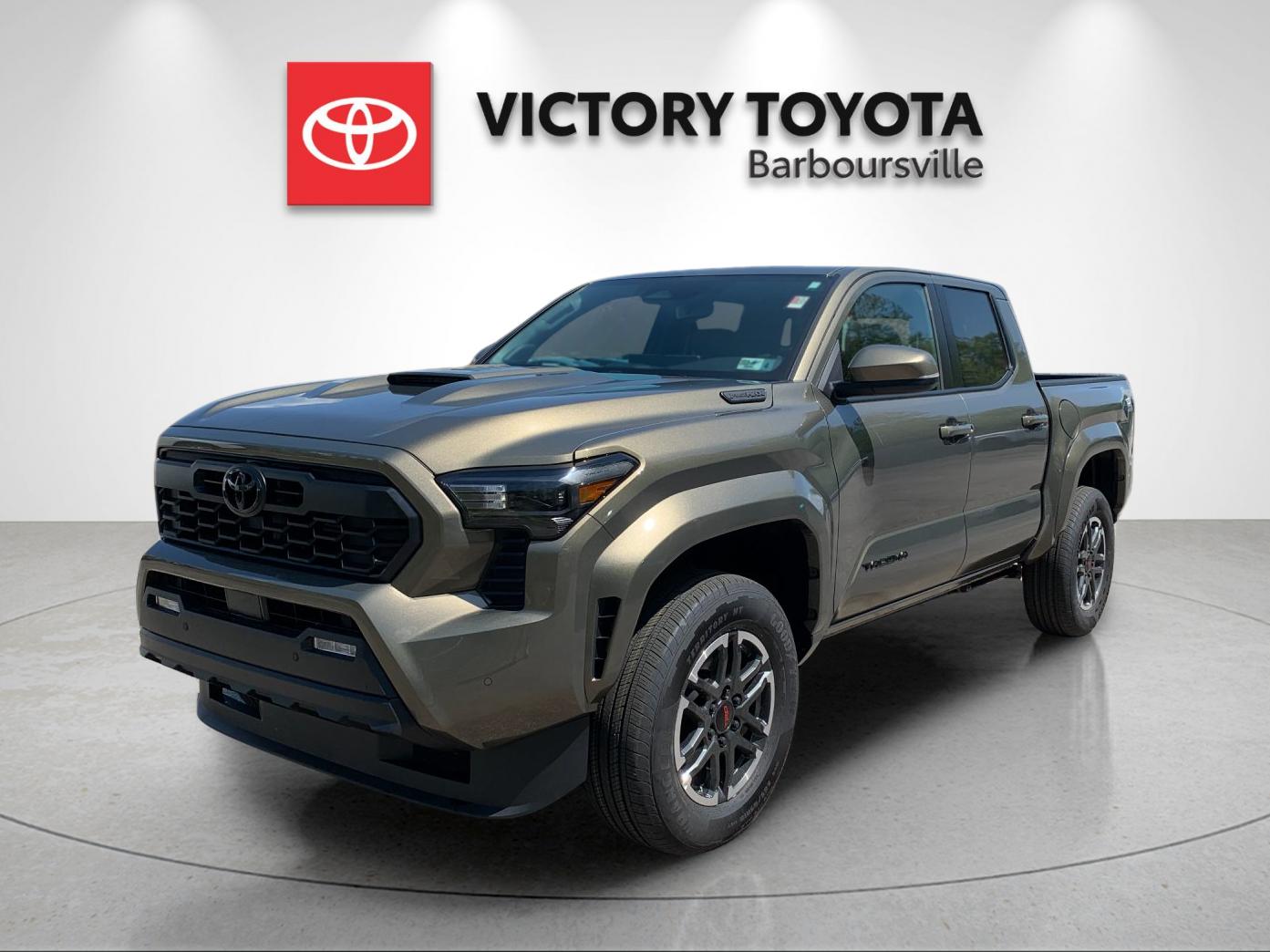 2026 Toyota Tacoma i-FORCE MAX TRD Sport i-FORCE MAX