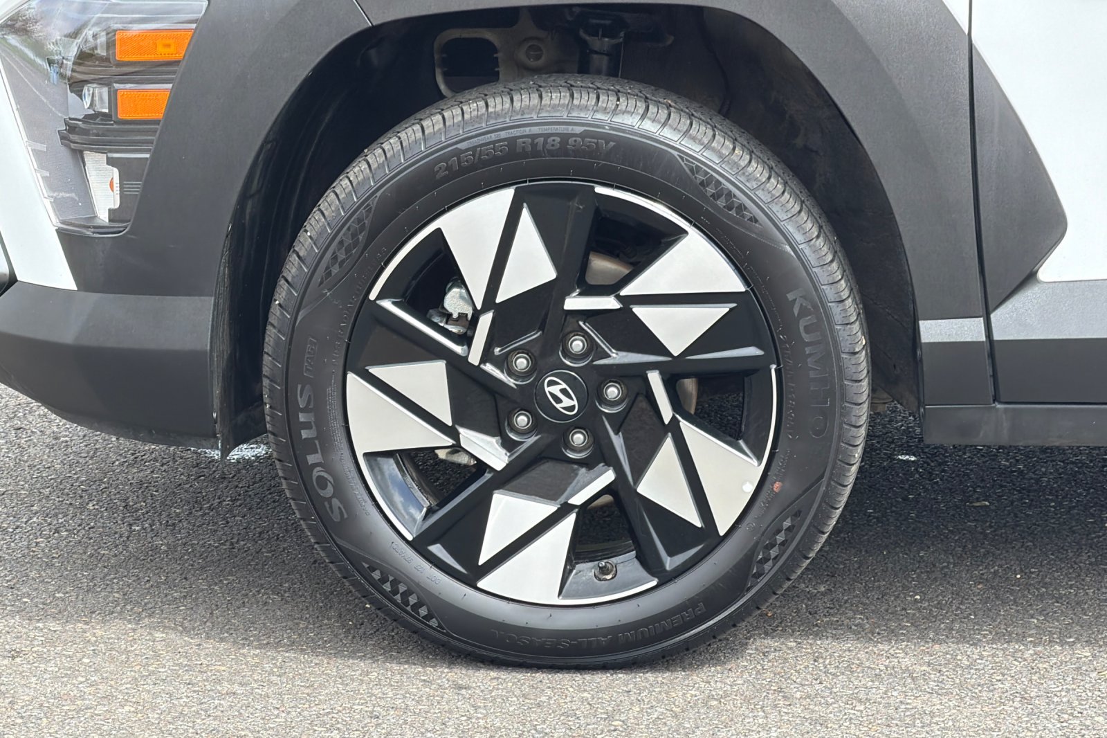2025 Hyundai Kona SEL - Photo 25