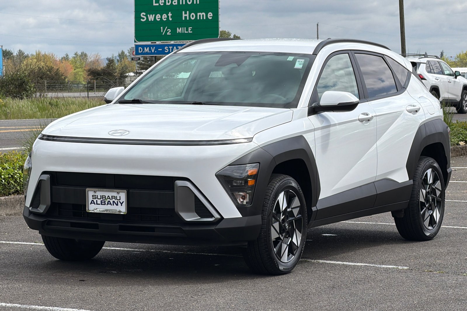 2025 Hyundai Kona SEL - Photo 8