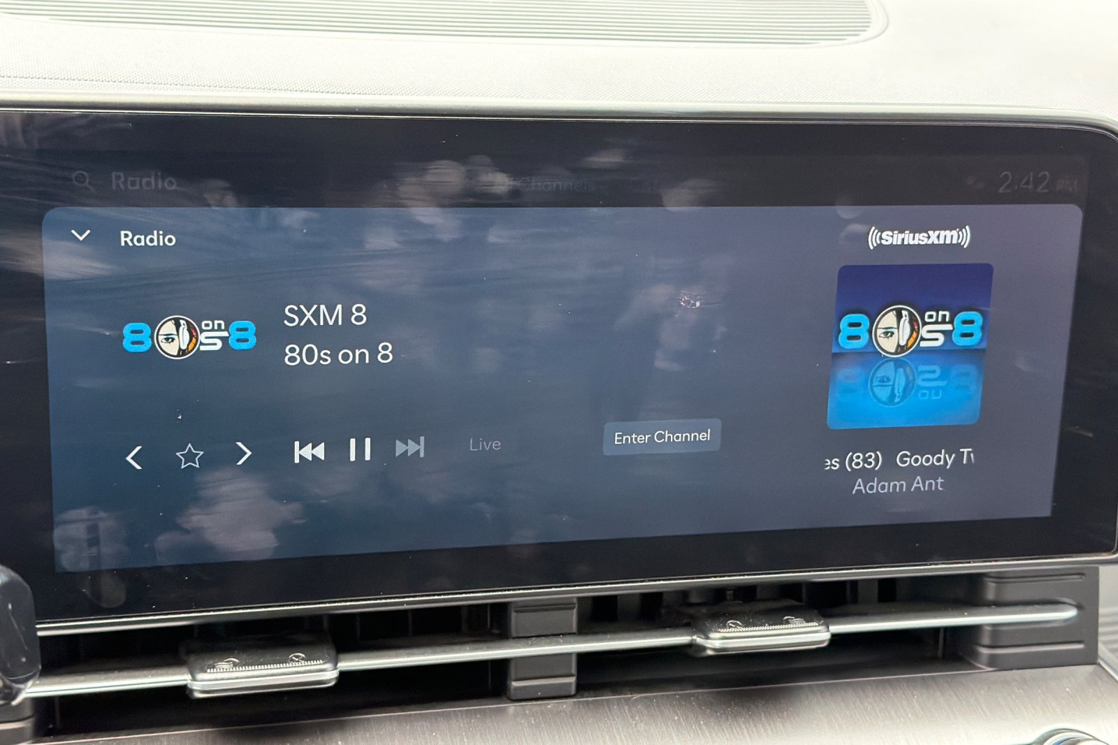 2025 Hyundai Kona SEL - Photo 28