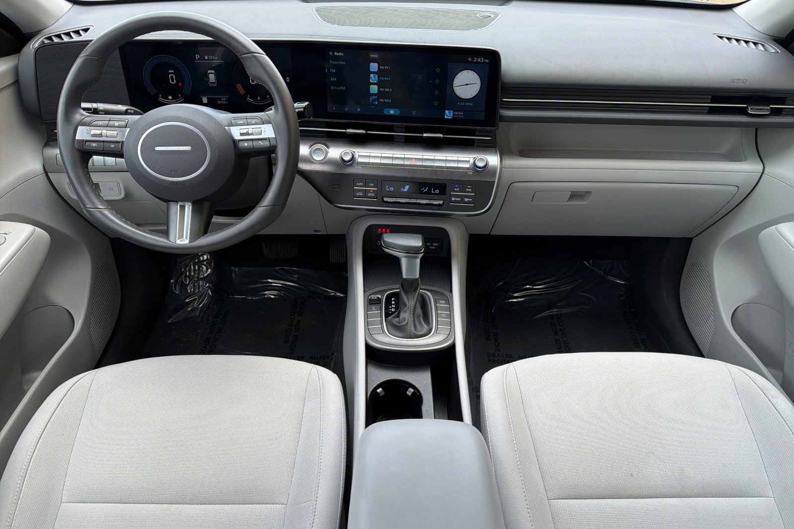 2025 Hyundai Kona SEL - Photo 13
