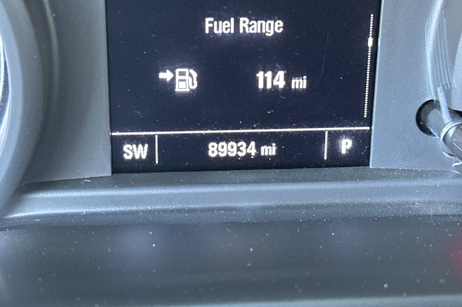 Used 2022 White Chevrolet Custom image 25