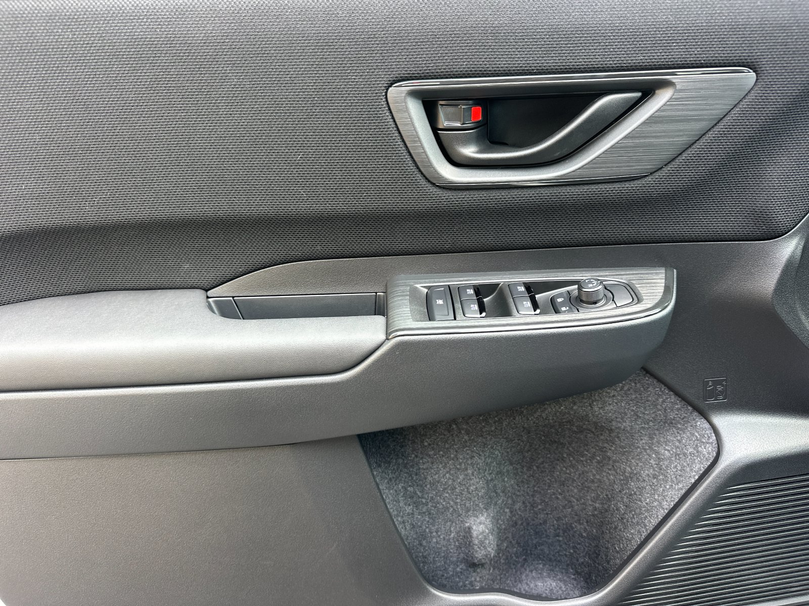 New 2026 Ice Silver Metallic Subaru Premium image 11
